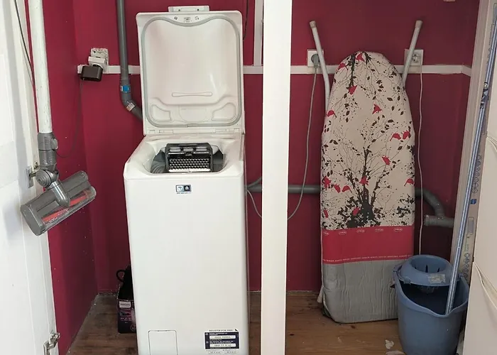 Apartman Charming 2-bedroom, Near Center *