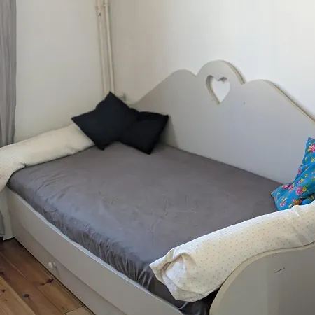 Charming 2-bedroom, Near Center Toulouse